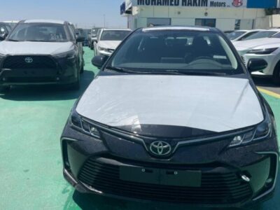 2024 Toyota Corolla 2.0 Litres Inline 4-cylinder Petrol Engine Black Grey Sedan FWD