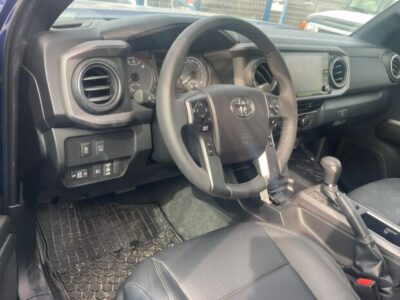 2024 Toyota Tundra 3.4L twin-turbo V6 Petrol Engine Blue-Black Pick-Up Truck 4WD