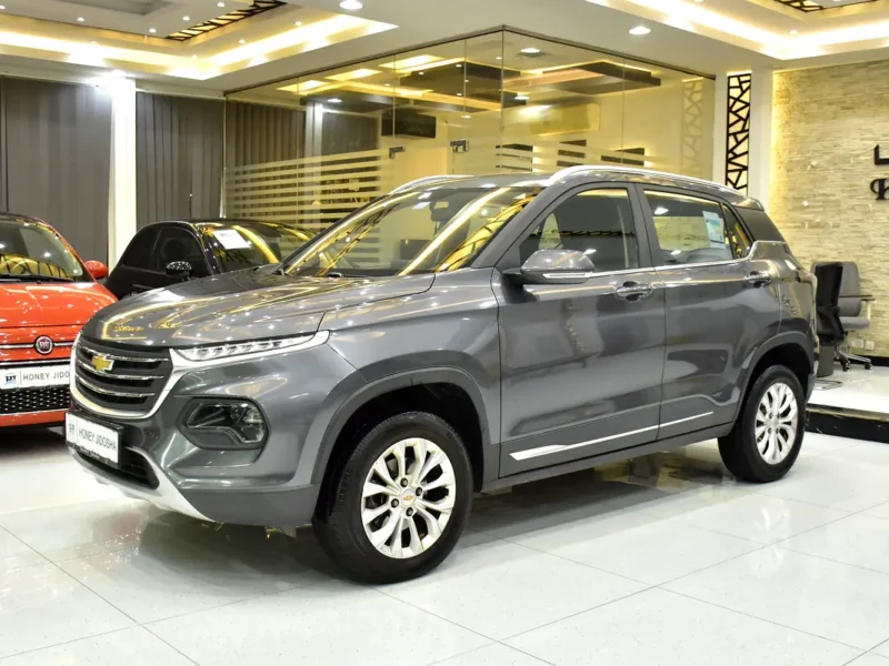 2025 Chevrolet Groove LT 4 Cylinders Petrol Engine Grey Black Crossover GCC Specs