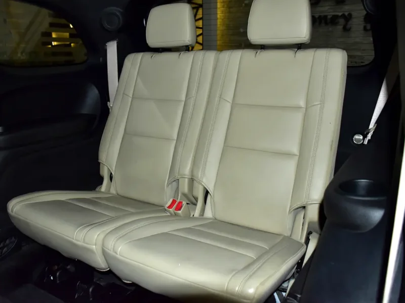 2018 Dodge Durango GT 6 Cylinders Petrol Engine White Beige SUV GCC Specs