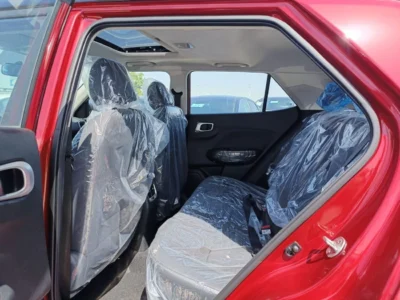 2023 Hyundai Venue PREMIER PLUS TURBO 1.0L V4 Red Black SUV FULL OPTION