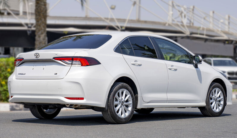 2024 Toyota Corolla 2.0 Litres Inline 4-cylinder Petrol Engine White Black Sedan FWD