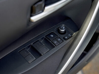 2024 Toyota Corolla 2.0 Litres Inline 4-cylinder Petrol Engine White Black Sedan FWD