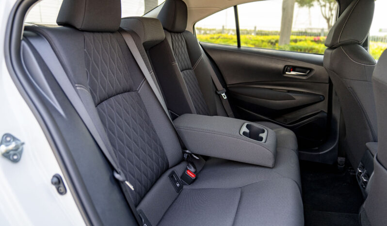 2024 Toyota Corolla 2.0 Litres Inline 4-cylinder Petrol Engine White Black Sedan FWD