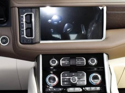 2022 GMC Yukon Denali 6.2L EcoTec3 V8 Petrol Engine White Beige SUV 4WD