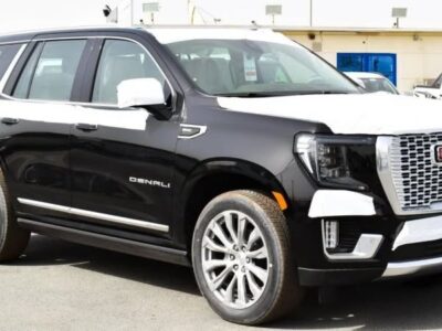 2022 GMC Yukon Denali 6.2L EcoTec3 V8 Petrol Engine White Beige SUV 4WD