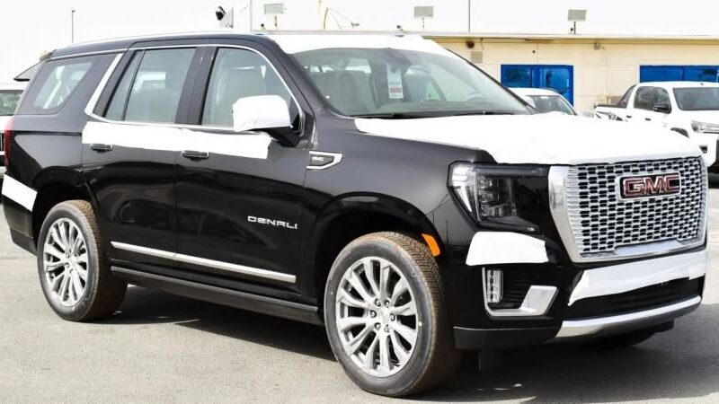 2022 GMC Yukon Denali 6.2L EcoTec3 V8 Petrol Engine White Beige SUV 4WD