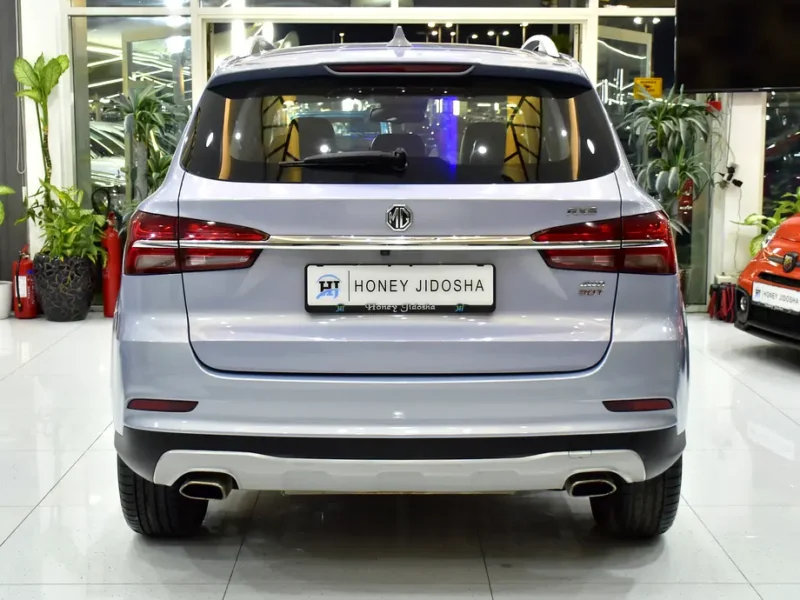 2022 MG RX5 Luxury 4 Cylinders Petrol Engine Blue Red Crossover GCC Specs