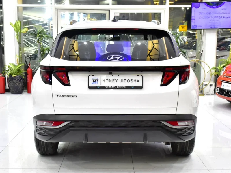 2023 Hyundai Tucson Comfort 4 Cylinders Petrol Engine White Black Crossover GCC Specs