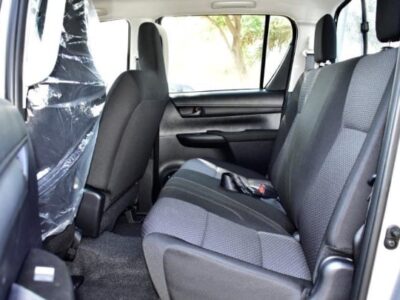 2022 Toyota Hilux 2.4L 4 Cylinder Diesel Engine MID Option Silver Black Pickup Truck