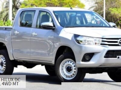 2022 Toyota Hilux 2.4L 4 Cylinder Diesel Engine MID Option Silver Black Pickup Truck