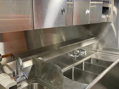 2012 Ford Freightliner MT45 6.0L V8 Petrol Engine Beige Black Truck