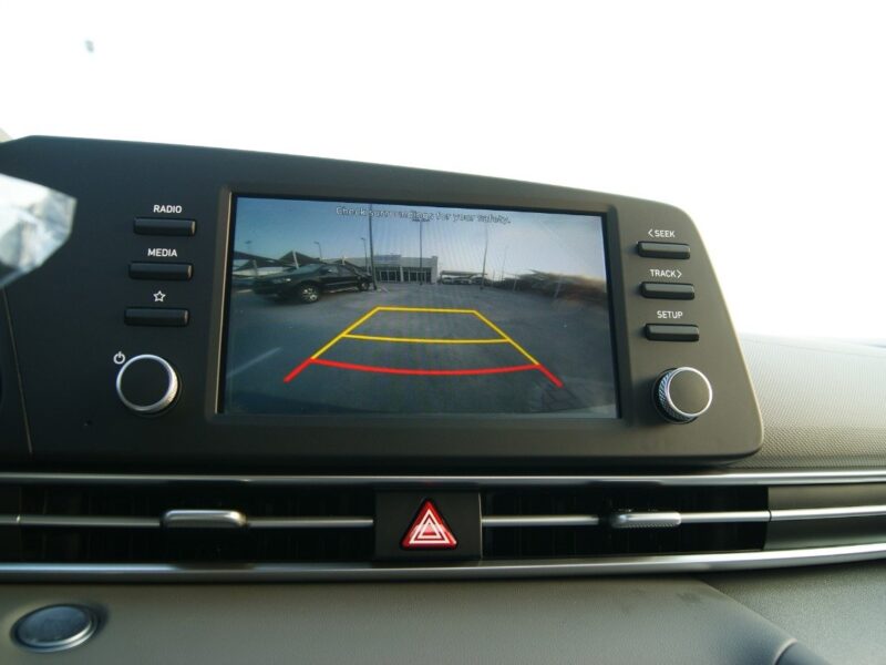 2022 Hyundai Elantra 1.6 Liters 4 Cylinders Petrol Engine Grey Beige Sedan FWD