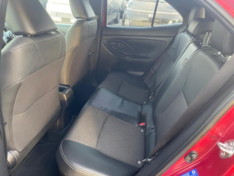 2022 Toyota Yaris Cross Urban 1.5L 3-cylinder Hybrid Engine Red Grey SUV 4WD