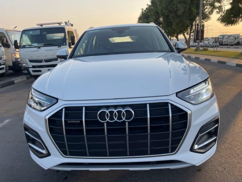 2022 Audi Q5 40 TDI Quattro 2.0L Turbo Diesel 4 Cylinder Engine White Black SUV