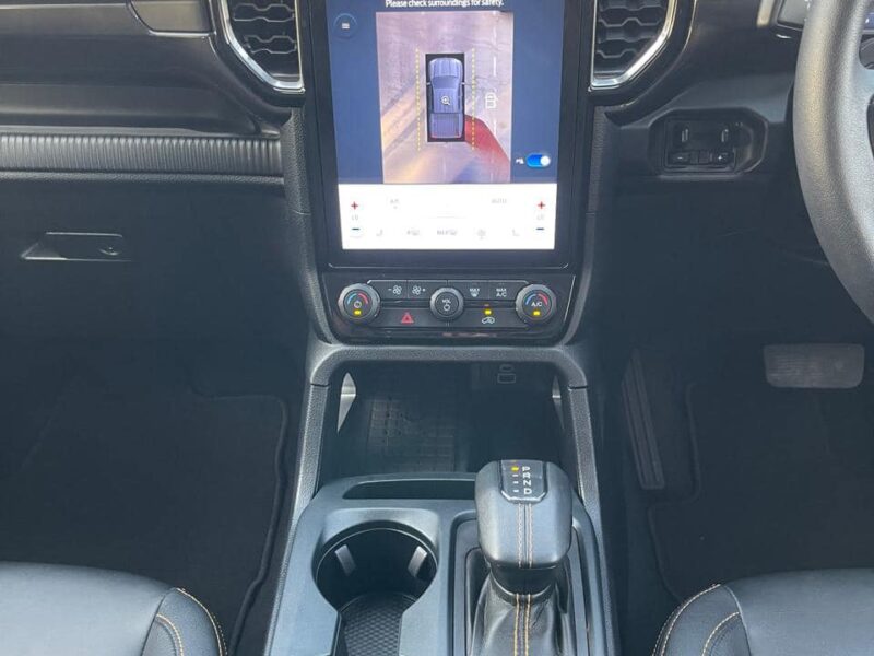 2023 Ford Ranger Wildtrak 2.0L Bi-Turbo 4 Cylinder Diesel Dual Cab Red Black Pickup Truck