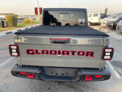 2021 Jeep Gladiator Rubicon Dual Cab 3.6L Petrol V6 Engine Grey Black Pickup Truck