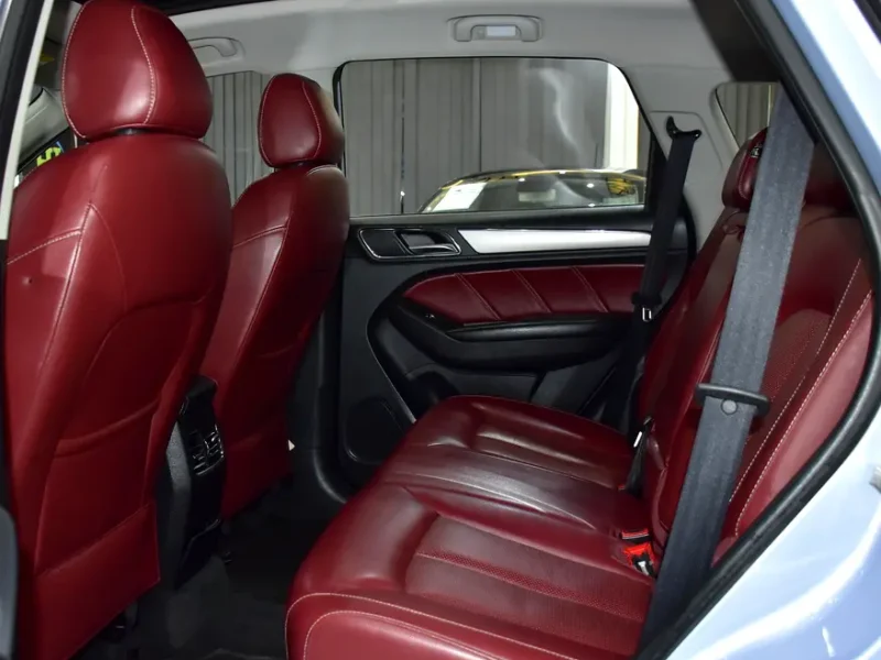 2022 MG RX5 Luxury 4 Cylinders Petrol Engine Blue Red Crossover GCC Specs