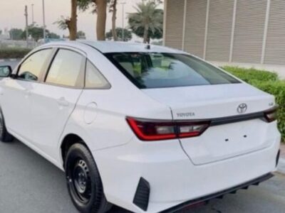 2023 Toyota Yaris 1.5 Litres 4 Cylinders Petrol Engine White Beige Sedan FWD