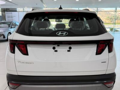 2026 Hyundai Tucson 2.0L PETROL V4 Engine White Black SUV AWD FULL OPTION