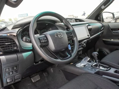 2025 Toyota Hilux Adventure 4.0 Litres V6 Petrol Engine Black Pickup Truck Automatic