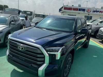 2024 Toyota Tundra 3.4L twin-turbo V6 Petrol Engine Blue Grey Pick-Up Truck 4WD