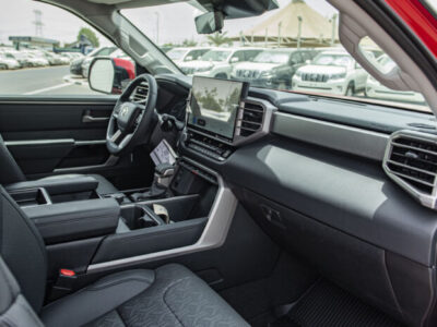 2024 Toyota Tundra 3.4L twin-turbo V6 Petrol Engine Red Black Pick-Up Truck 4WD