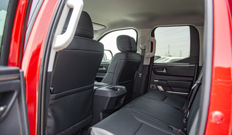 2024 Toyota Tundra 3.4L twin-turbo V6 Petrol Engine Red Black Pick-Up Truck 4WD