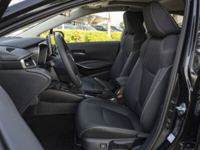 2024 Toyota Corolla 2.0 Litres Inline 4-cylinder Petrol Engine Black Sedan FWD