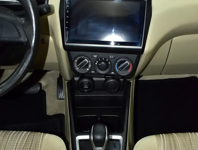 2022 Suzuki Dzire GL 4 Cylinder Petrol Engine Brown Beige Sedan GCC Specs