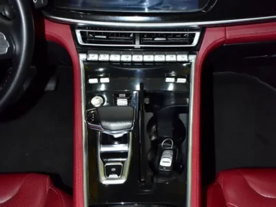 2023 Changan CS85 Premium 4 Cylinder Petrol Engine Black Red Crossover GCC Specs