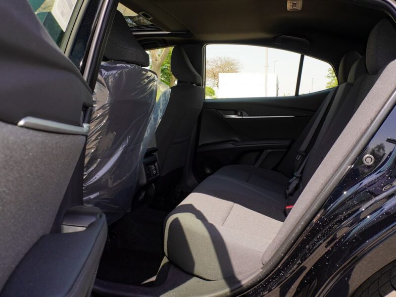 2025 Toyota Camry LE 2.5 Litres 4 Cylinders Petrol Engine Black Sedan Automatic GCC