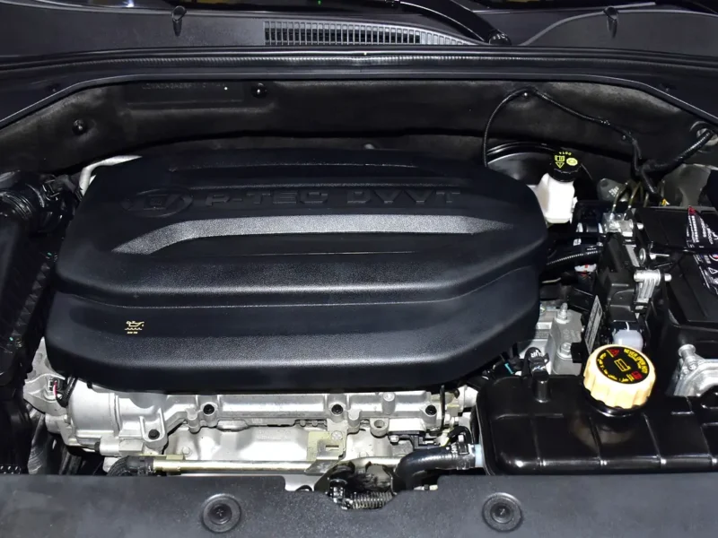 2025 Chevrolet Groove LT 4 Cylinders Petrol Engine Grey Black Crossover GCC Specs