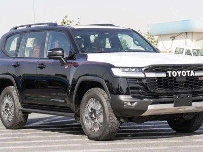2025 Toyota Land Cruiser GR Sport 3.5L 6 Cylinder TWIN TURBO Black Red GCC Specs
