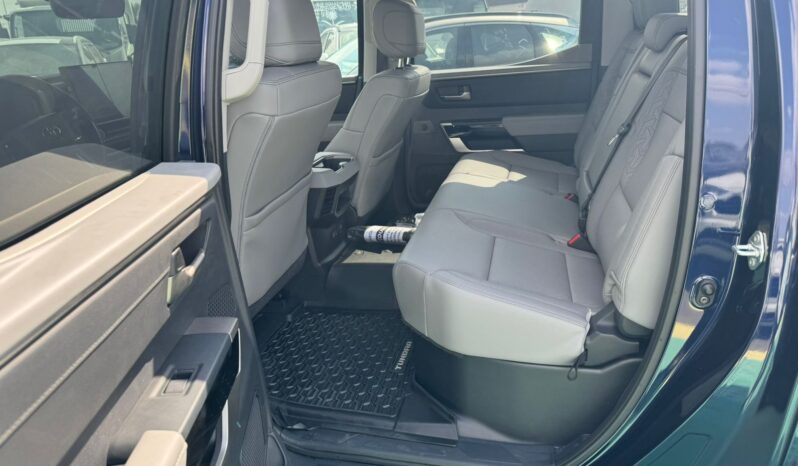 2024 Toyota Tundra 3.4L twin-turbo V6 Petrol Engine Blue Grey Pick-Up Truck 4WD