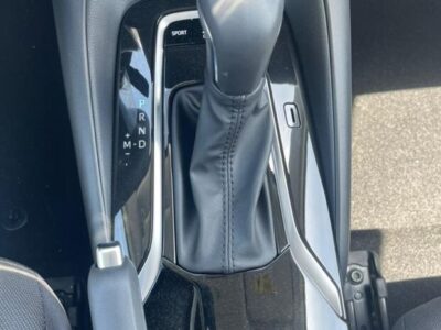 2024 Toyota Corolla 2.0 Litres Inline 4-cylinder Petrol Engine Black Grey Sedan FWD