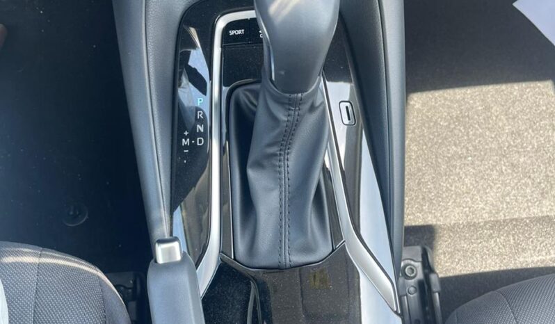 2024 Toyota Corolla 2.0 Litres Inline 4-cylinder Petrol Engine Black Grey Sedan FWD