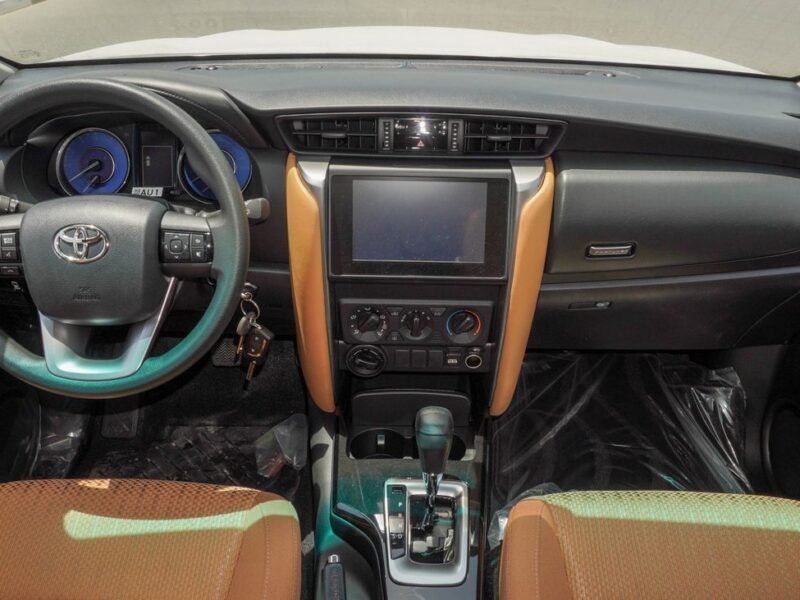 2025 Toyota Fortuner 2.7 Litres 4 Cylinders Petrol Engine Grey Beige SUV GCC Specs