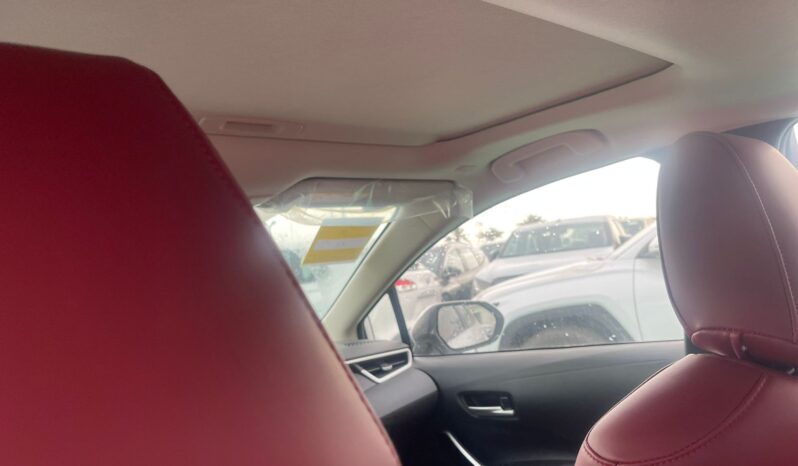 2024 Toyota Corolla 1.8 Litres Hybrid 4-cylinder Engine White Red Sedan AWD