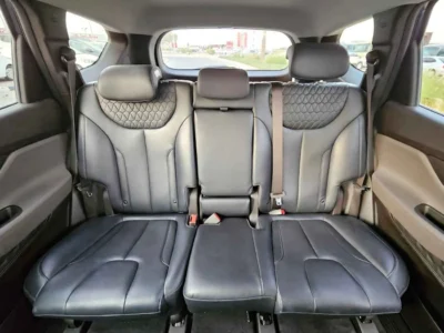 2019 HYUNDAI SANTA FE SE 2.4 Litres V4 PETROL ENGINE Blue Black SUV Automatic