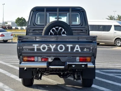 2024 Toyota Land Cruiser Pick Up 2.8L 4 Cylinders Diesel Automatic Grey Tan Pickup Truck