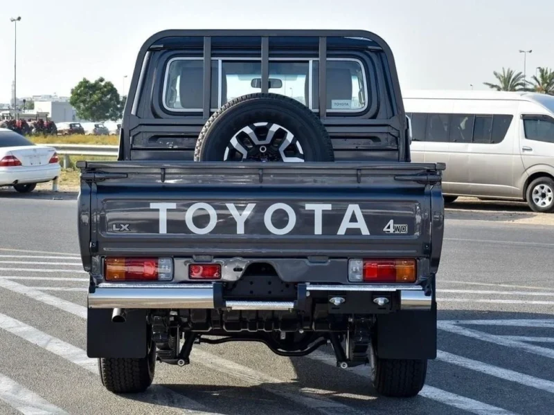 2024 Toyota Land Cruiser Pick Up 2.8L 4 Cylinders Diesel Automatic Grey Tan Pickup Truck