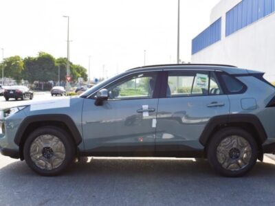 2023 Toyota RAV 4 2.5 Litres 4 Cylinders Petrol Engine Blue Grey SUV AWD