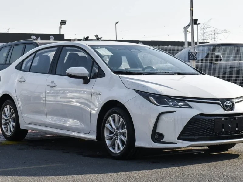 2024 Toyota Corolla 1.8 Litres 4 Cylinders Hybrid Engine White Black Sedan Automatic