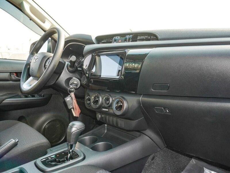 2025 Toyota Hilux GL 2.4L 4 Cylinder Diesel Engine Double Cab Utility White Black Pickup