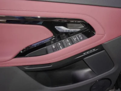 2024 Land Rover Range Rover Evoque P250 DYNAMIC SE 4 Cylinders Green Maroon SUV