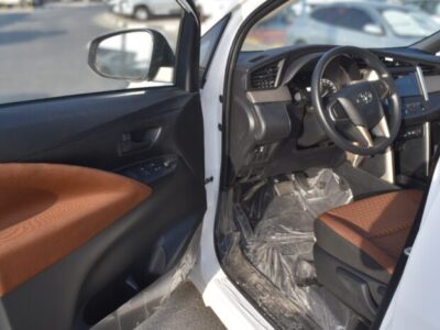 2023 Toyota Innova 2.4 Litres 4 Cylinders Diesel Engine White Brown MPV RWD
