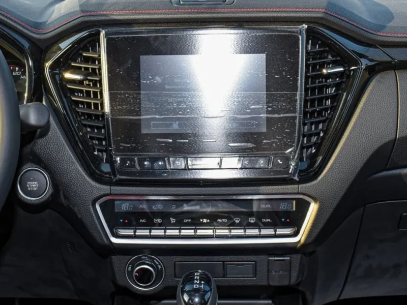 2024 Isuzu DMax GT 3.0 Litres TD 4 Cylinder Diesel Engine White Black Pickup Truck GCC