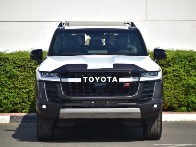 2022 Toyota Land Cruiser 300 GR Sport 3.3L V6 Diesel Twin Turbo Grey Red SUV 4WD