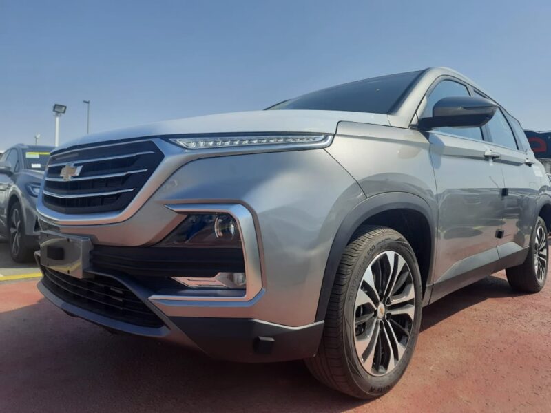 2022 Chevrolet Captiva 1.5L turbocharged 4-cylinder Engine Grey Black SUV FWD